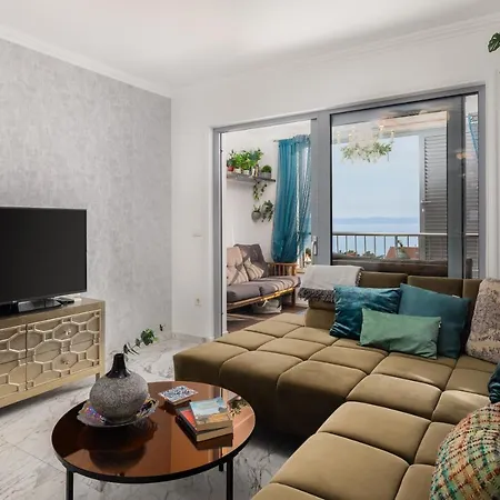 Apartman Sara - Luxurious Sea View With Garage Makarska