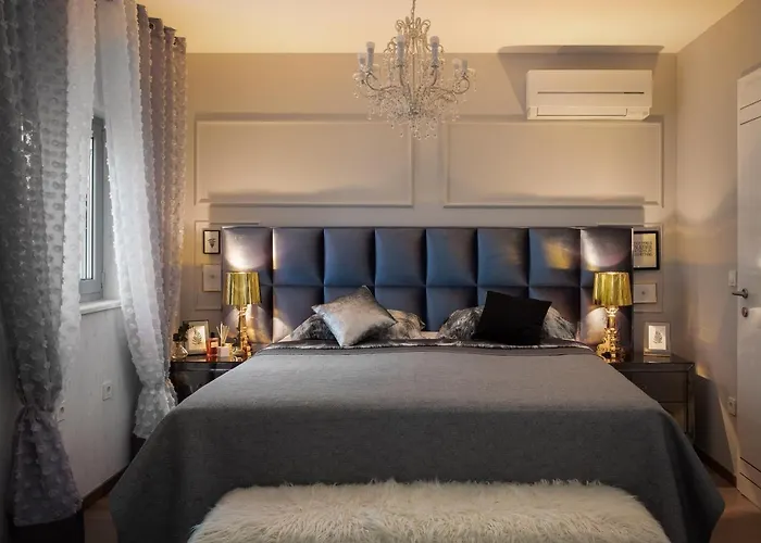 Sara - Luxurious Sea View With Garage Апартаменты *